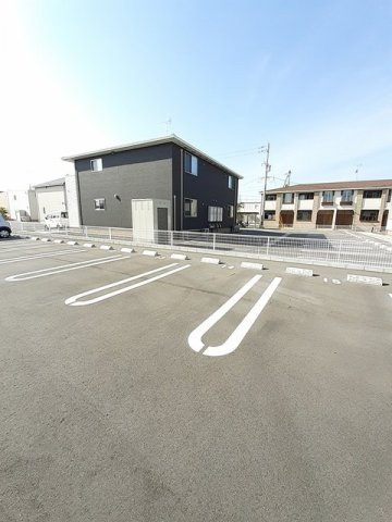 アルデバランＡの駐車場
