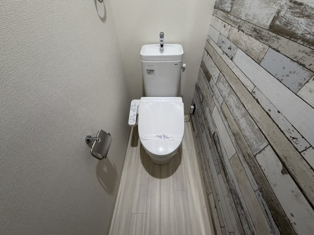 フジパレス尼崎水堂町のトイレ