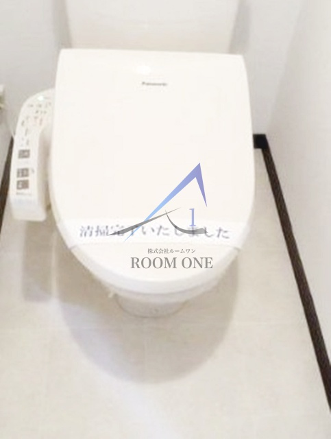 サル・ドュ・セジュールのトイレ|トイレです。