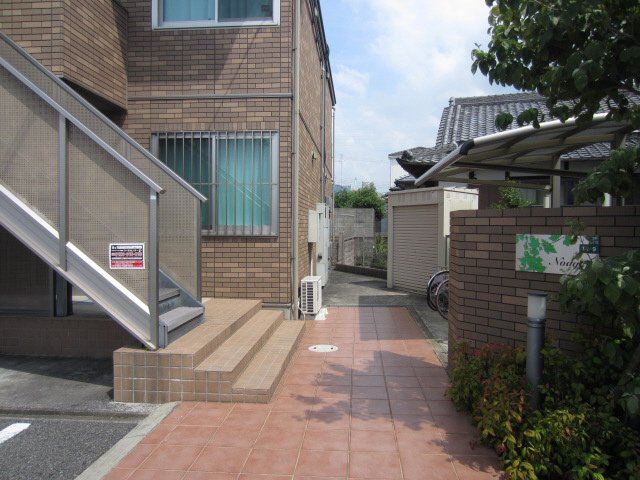 【エントランス】