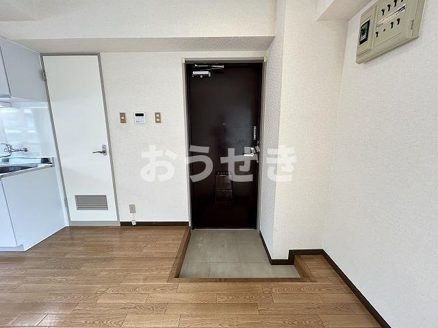 中川ビルの玄関