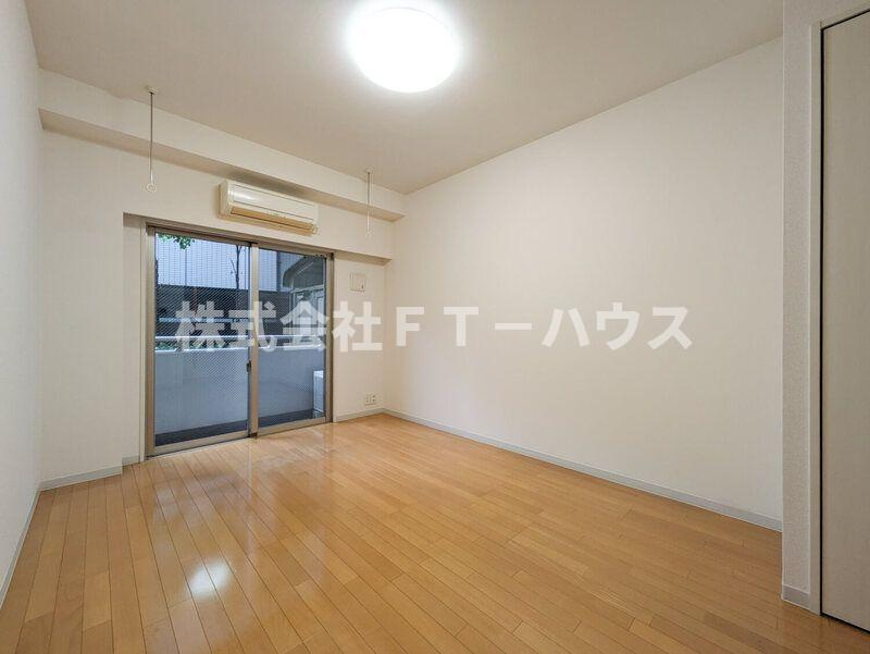 S-FORT船橋本町の居間・リビング
