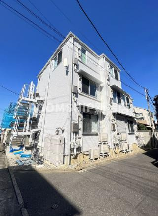 アンバーの外観