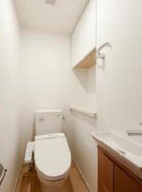 プライムアーバン新宿夏目坂タワーレジデンスのトイレ|落ち着いたトイレです