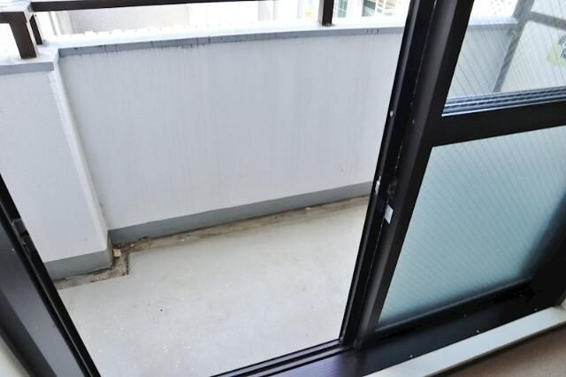 日神パレス鶴間のバルコニー