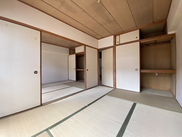 安芸郡海田町南昭和町の賃貸マンションの収納