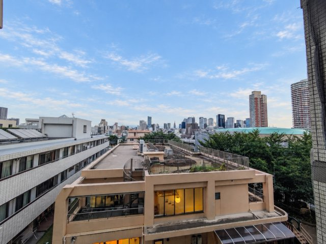 ハイネス東中野の展望|2026.09.04撮影

現地ご見学希望・資料請求などお気軽にお問い合わせ下さい！
03-5990-5201