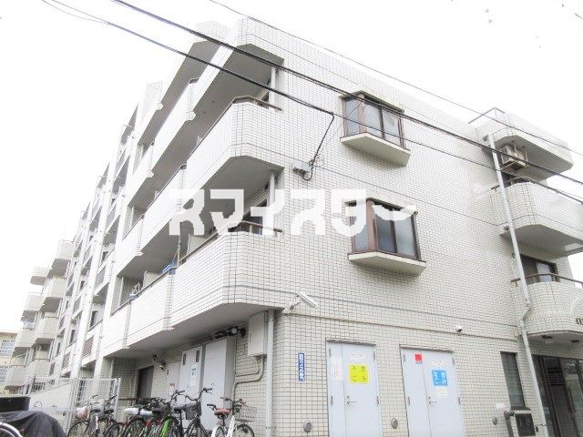 クリオ福生ファーストの外観