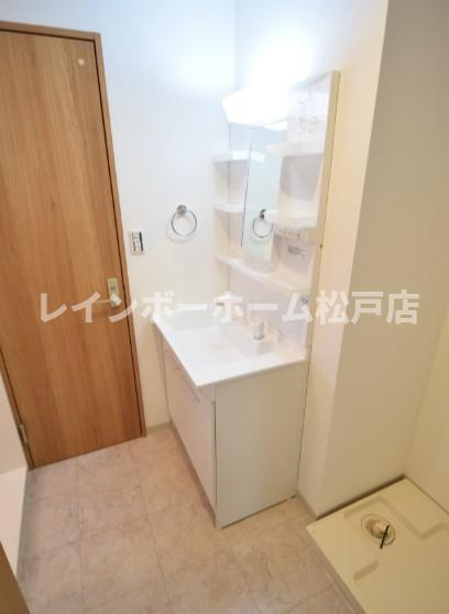 【仲介手数料：50％OFF】対象物件！の洗面所|脱衣スペースもあります
