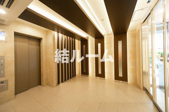 豊島区南大塚２丁目の賃貸マンションのロビー