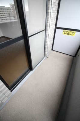 【バルコニー】 | エスリード三宮第３ | 別部屋の写真です。参考までご参照ください。