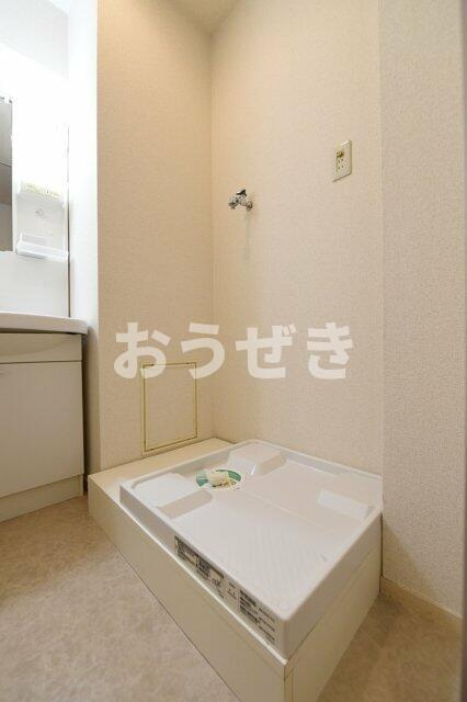サンコート大通り公園の洗面所|室内洗濯機置場