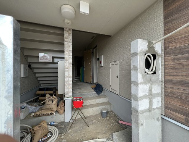 フジパレス桜井のエントランス