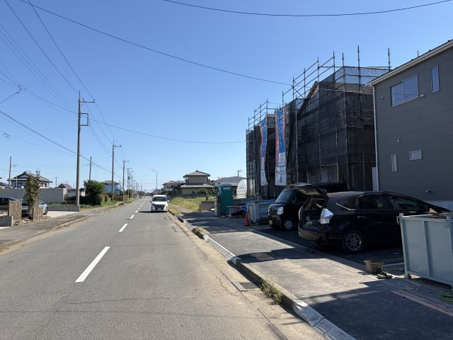 【前面道路含む現地写真】 | 本庄市下野堂第8   クレイドルガーデン　新築戸建　全4棟　1号棟 | 10/3撮影