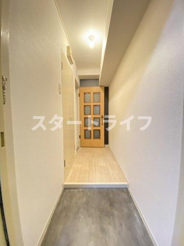 大阪市淀川区西宮原１丁目の賃貸マンションの玄関