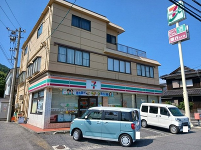 【周辺】 | エレガンテ・フィオーレ　Ｂ | セブンイレブン新南陽市役所前店まで200m