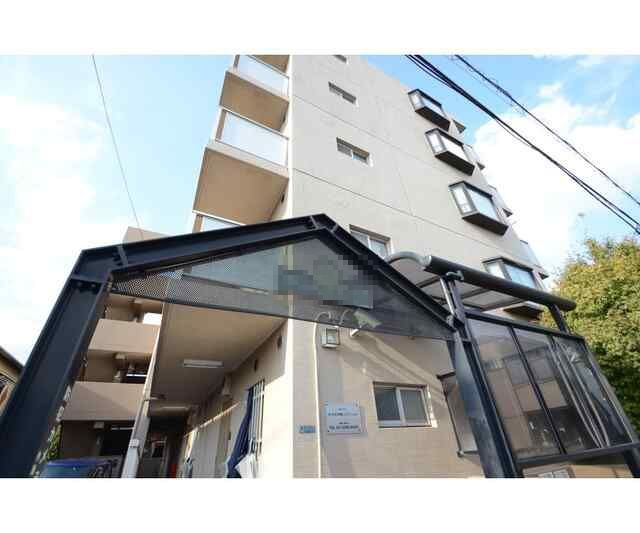 ルミエール堀切のエントランス