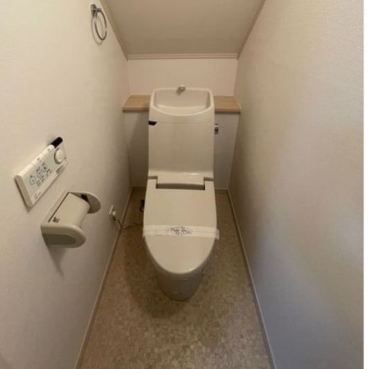 カーサS千早のトイレ|清潔感のあるトイレです