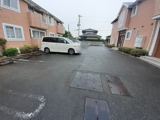 桜ハイム壱番館の駐車場