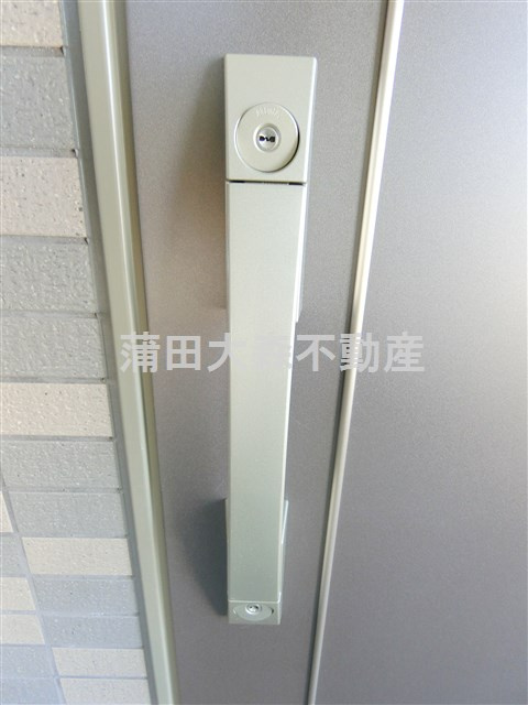 ルーブル羽田萩中の玄関