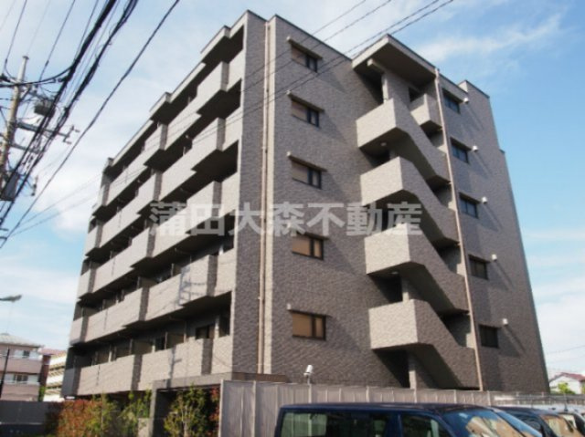 ルーブル羽田萩中の外観|外観タイル張り 2013年5月築　RC鉄筋コンクリート造地上6階建て1K～2DK総戸数62戸の分譲賃貸マンション　東京都大田区萩中1丁目の落ち着いた住環境！