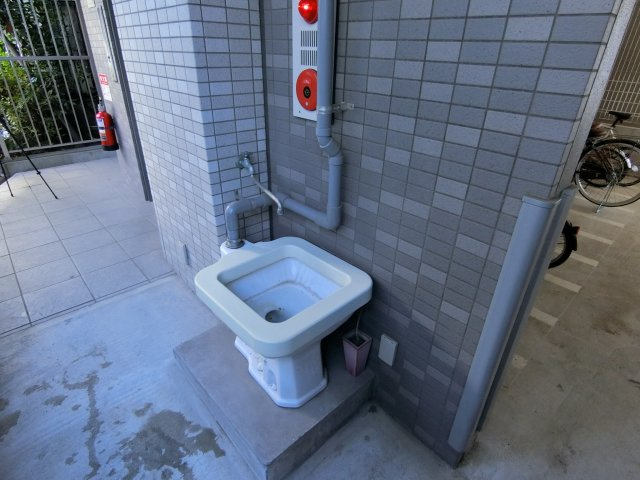 ティアーズコートの周辺