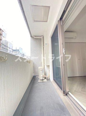 大阪市淀川区西中島２丁目の賃貸マンションのバルコニー