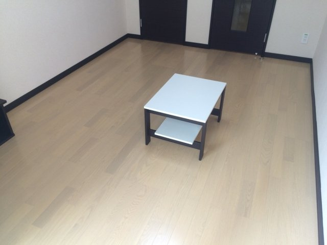 レオネクストＴ＆Ｉの居間・リビング