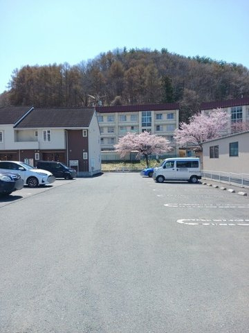 ガーデニアＢの駐車場