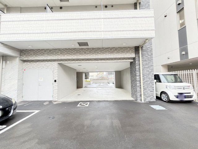 エスリード ザ・グラン大阪サウスの駐車場
