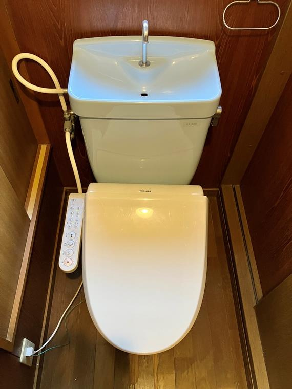 松戸戸建のトイレ