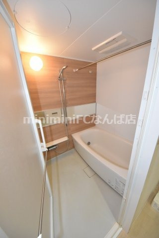 LAZO上汐の浴室|その日の疲れはバスムールで疲れを癒しましょう！！