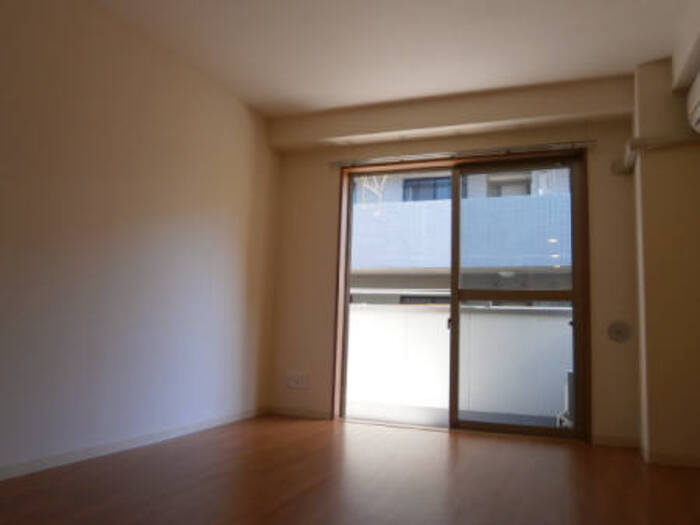 アークＫ B館の居間・リビング|B棟207 洋室