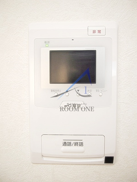 ルーブル羽田西のセキュリティ|モニター付インターホンです。