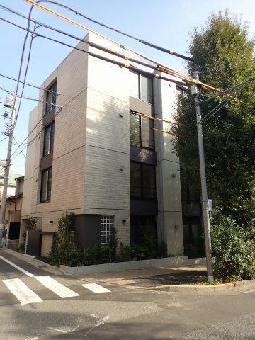 LAPiS本駒込の外観