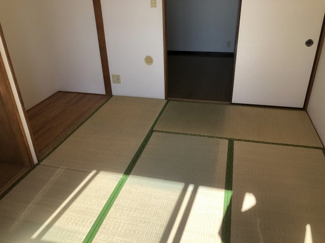 レスポワール新小岩の和室