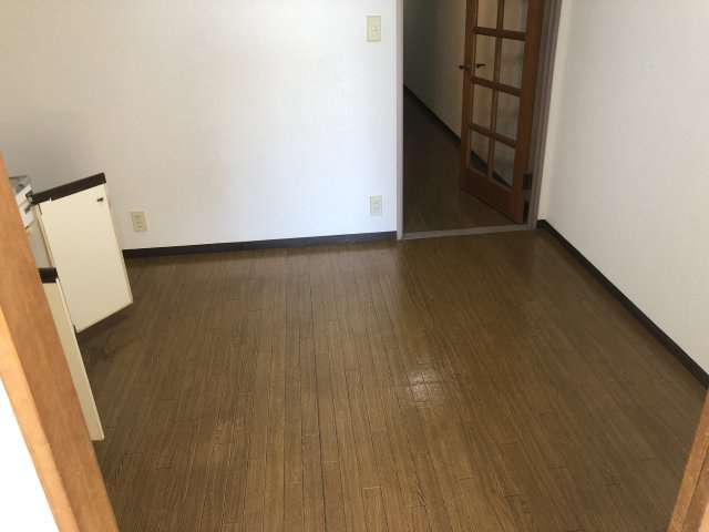 レスポワール新小岩の居間・リビング