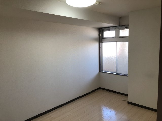 レスポワール新小岩の居間・リビング
