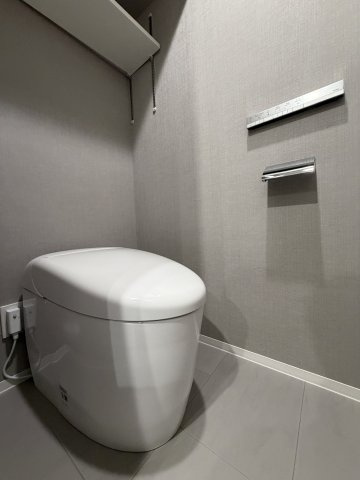 武蔵野市吉祥寺南町１丁目の中古マンションのトイレ|タンクレストイレ