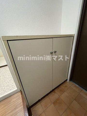エクレール夕陽ヶ丘の玄関