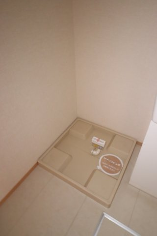 GENOVIA原木中山の設備|洗濯機置き場