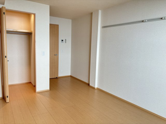 市川市田尻の賃貸マンションの居間・リビング