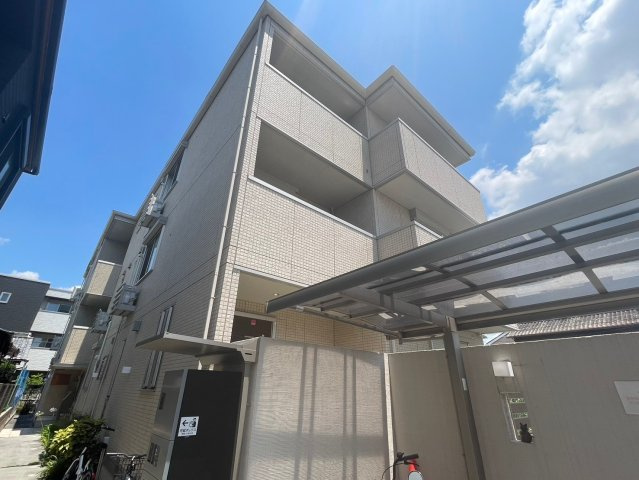 レストバレル上泉の外観