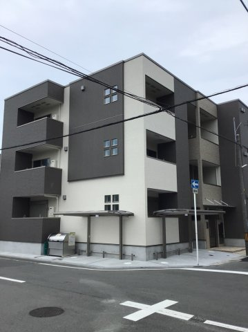 フルールコートの外観