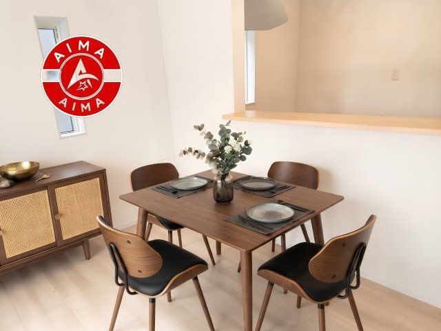 糟屋郡宇美町原田4丁目第2-3棟（3号棟）の内観：施工例|明るく開放的なリビングダイニングは豊かな陽光が注ぎ込み、やすらぎの空間を演出してくれます。ご家族で楽しいひとときをお過ごし下さい。※家具はCGを合成したものです。
