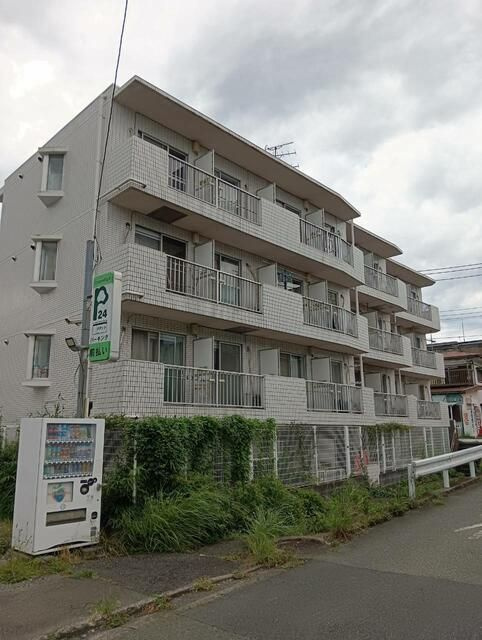 トップ大和の外観