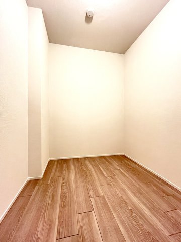 サンハイツ武庫之荘3号棟の収納|納戸