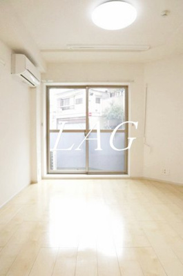 【居間・リビング】 | イストワール | 洋室のお部屋です。