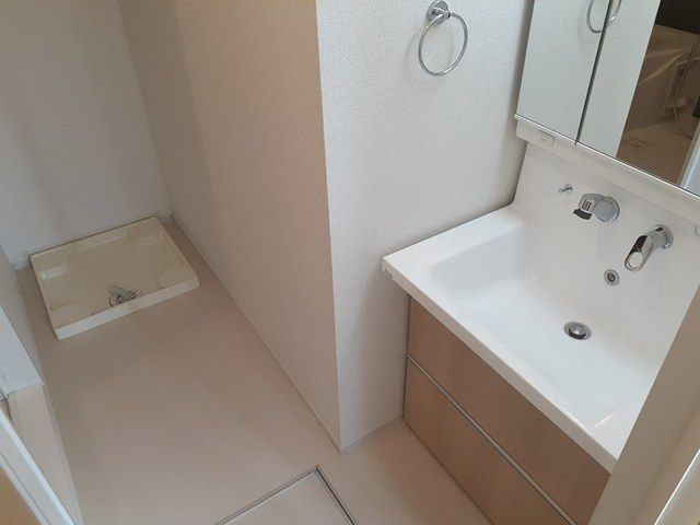 ブライトスクエアＫ　Ⅰの洗面所
