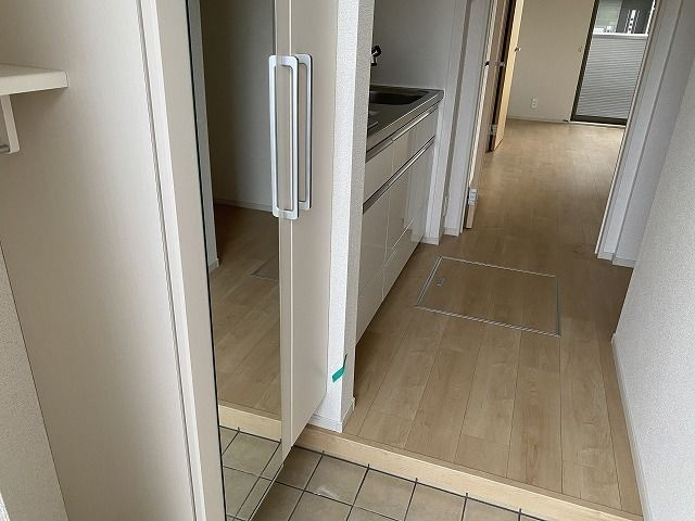 ブライトスクエアＫ　Ⅰの玄関